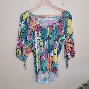T-Bags Los Angeles | Colorful Abstract Floral 3/4 Sleeve Top Size Small